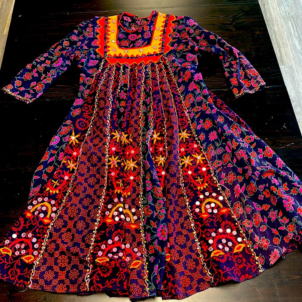Floral vintage women Dress with Embellishments